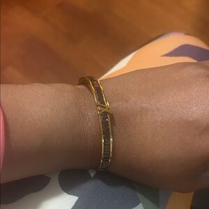 Elegant Gold and Black Women's Bracelet